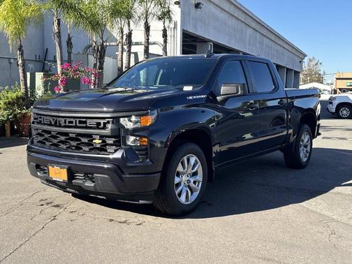 Dark Ash Metallic 2023 Chevrolet Silverado 1500 Custom