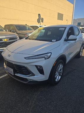 Summit White 2025 Buick Encore GX Preferred