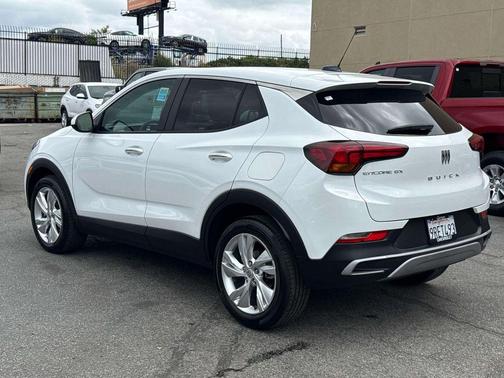 Summit White 2025 Buick Encore GX Preferred