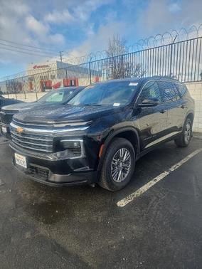 2024 Chevrolet Traverse LT