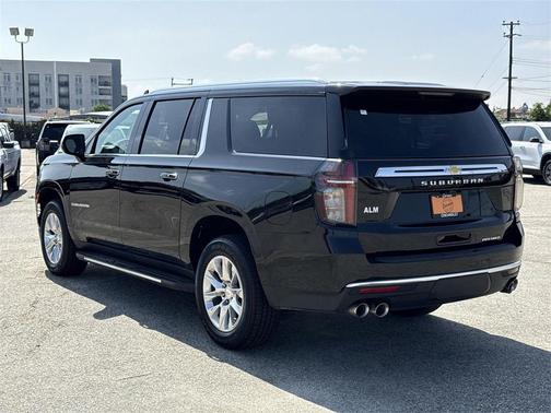 2024 Chevrolet Suburban Premier