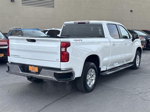 Summit White 2024 Chevrolet Silverado 1500 LT