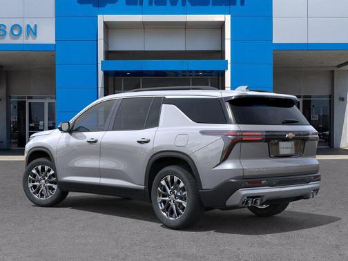 Sterling Gray Metallic 2026 Chevrolet Traverse LT