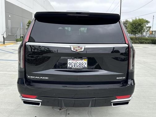 2023 Cadillac Escalade ESV Luxury