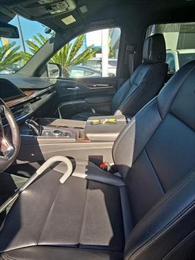 2023 Cadillac Escalade ESV Luxury