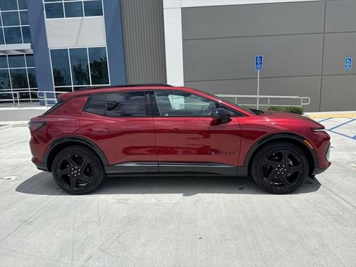 2025 Chevrolet Equinox EV RS
