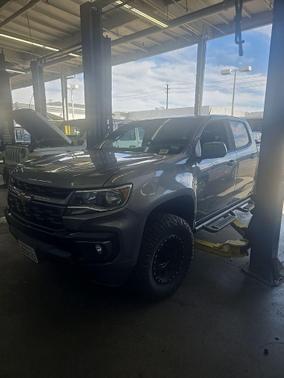Satin Steel Metallic 2021 Chevrolet Colorado LT