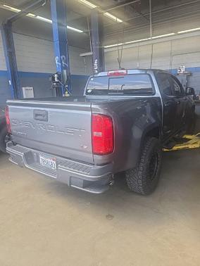 Satin Steel Metallic 2021 Chevrolet Colorado LT