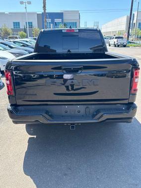 Diamond Black Crystal Pearlcoat 2025 RAM 1500 Big Horn/Lone Star