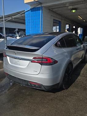 2018 Tesla Model X 75D