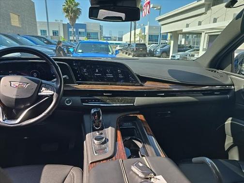 2023 Cadillac Escalade ESV Luxury