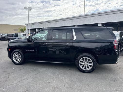 2024 Chevrolet Suburban Premier