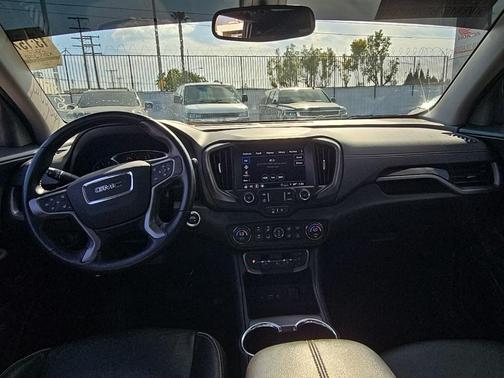 2022 GMC Terrain AWD AT4