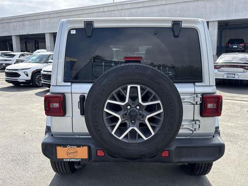 2024 Jeep Wrangler 4-Door Sahara 4x4