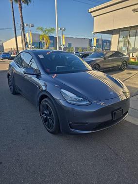 2021 Tesla Model Y Long Range Dual Motor All-Wheel Drive