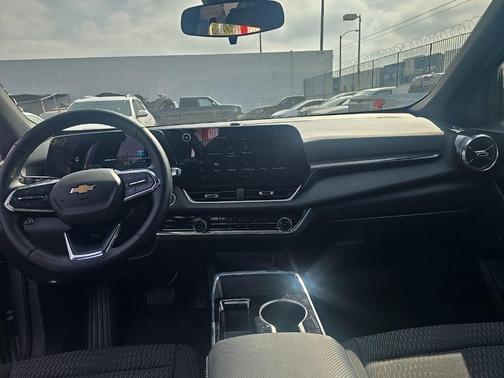 Sterling Gray Metallic 2025 Chevrolet Equinox 1LT