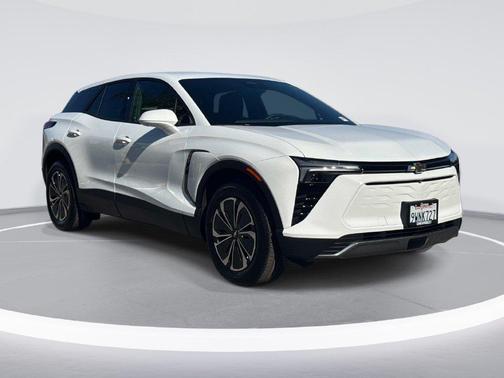 Summit White 2026 Chevrolet Blazer EV AWD LT