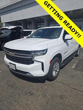 2023 Chevrolet Suburban LT