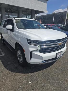 2023 Chevrolet Suburban LT