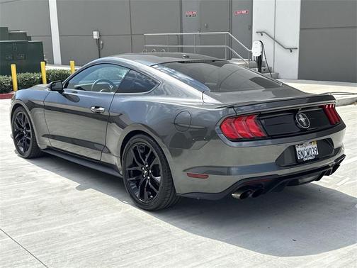 2020 Ford Mustang EcoBoost Premium