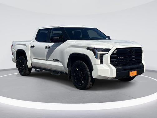 Ice 2025 Toyota Tundra SR5