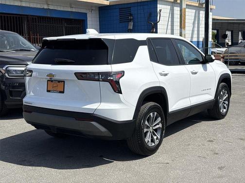 Summit White 2025 Chevrolet Equinox 1LT