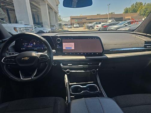Mosaic Black Metallic 2024 Chevrolet Traverse LT