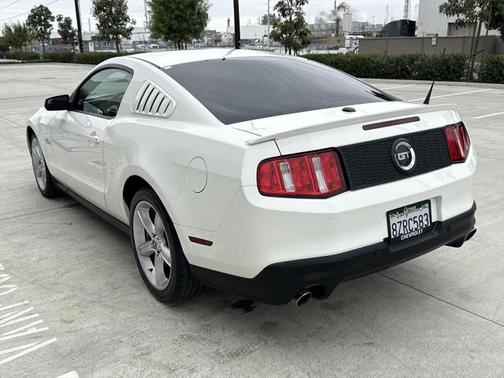 2012 Ford Mustang GT Premium