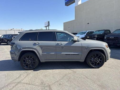 2020 Jeep Grand Cherokee Altitude