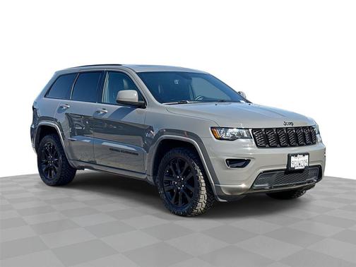 2020 Jeep Grand Cherokee Altitude