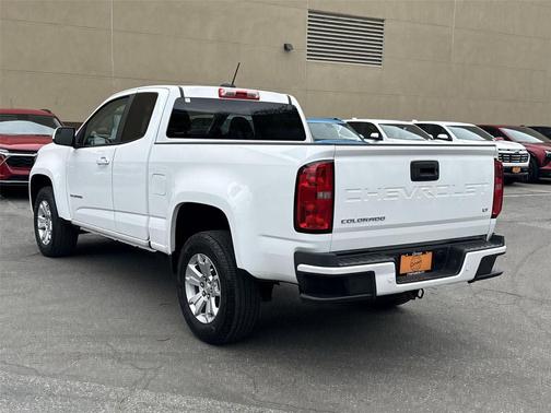 Summit White 2022 Chevrolet Colorado LT