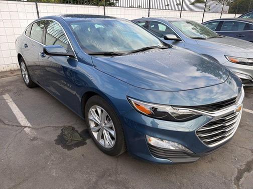 Lakeshore Blue Metallic 2025 Chevrolet Malibu FWD 1LT
