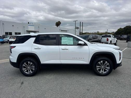 Summit White 2025 Chevrolet Equinox 1LT