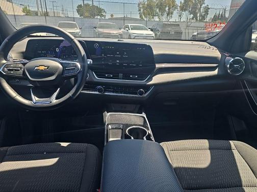 Mosaic Black Metallic 2025 Chevrolet Equinox 1LT