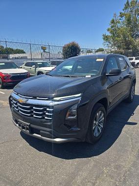 Mosaic Black Metallic 2025 Chevrolet Equinox 1LT