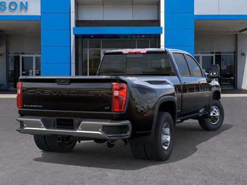 2026 Chevrolet Silverado 3500 LT