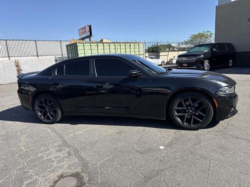 2020 Dodge Charger SXT