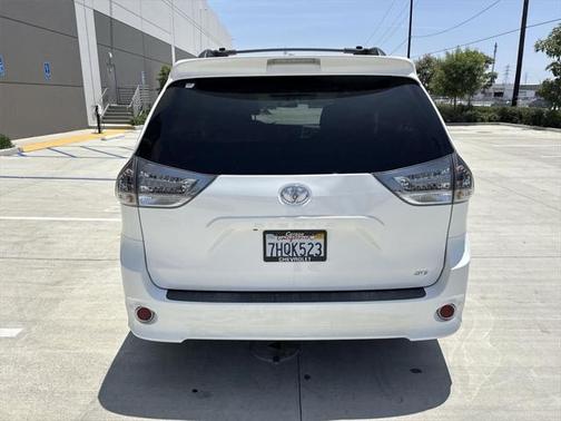 2015 Toyota Sienna SE