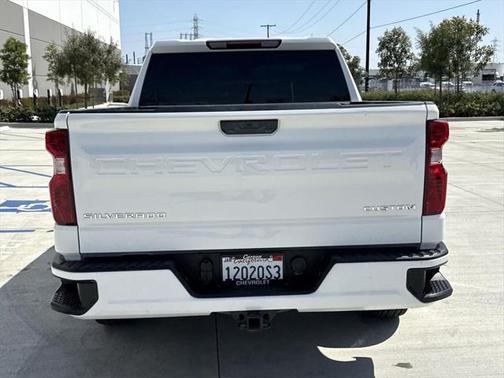 2022 Chevrolet Silverado 1500 Custom