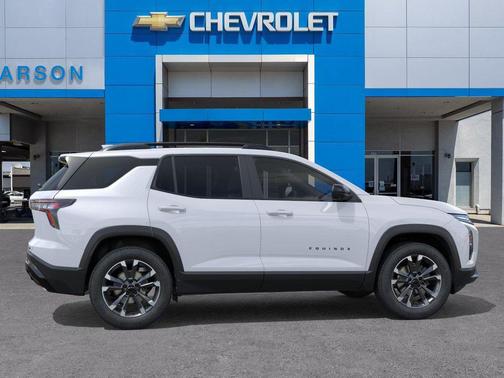 Polar White Tricoat 2026 Chevrolet Equinox FWD RS