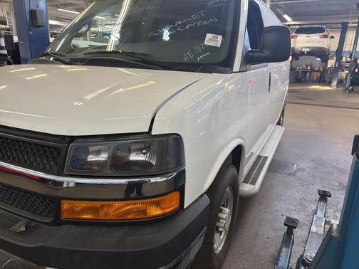 2024 Chevrolet Express 2500 RWD 2500 Regular Wheelbase WT