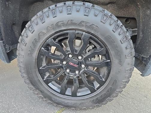 2022 GMC Sierra 1500 AT4X