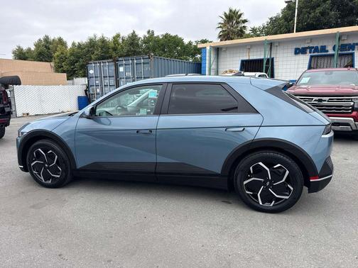 Lucid Blue 2024 Hyundai IONIQ 5 SEL