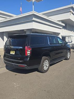2024 Chevrolet Suburban LT