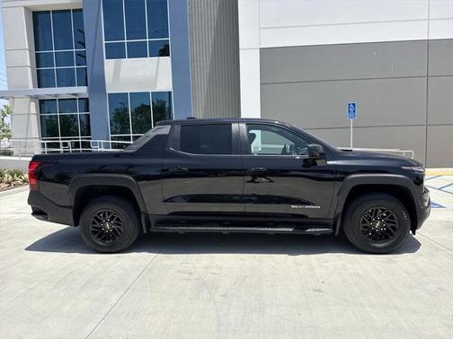 2024 Chevrolet Silverado EV Work Truck