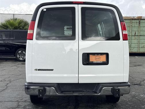 2024 Chevrolet Express 2500 RWD 2500 Regular Wheelbase WT