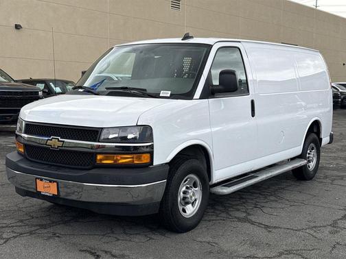 2024 Chevrolet Express 2500 RWD 2500 Regular Wheelbase WT