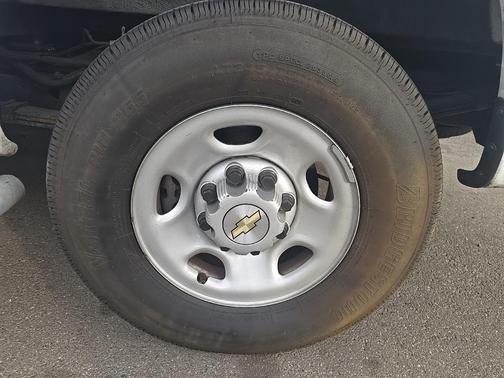 2024 Chevrolet Express 2500 RWD 2500 Regular Wheelbase WT