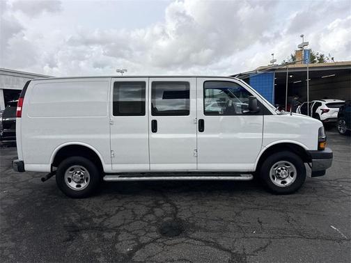 2024 Chevrolet Express 2500 RWD 2500 Regular Wheelbase WT
