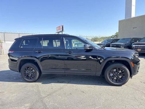 2024 Jeep Grand Cherokee L Altitude
